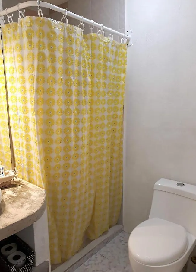 Room In Guest Room - Room 2, Private Bathroom, A C, Wi-Fi 50 Mbps In Downtown Cancun 0*,  Mexico